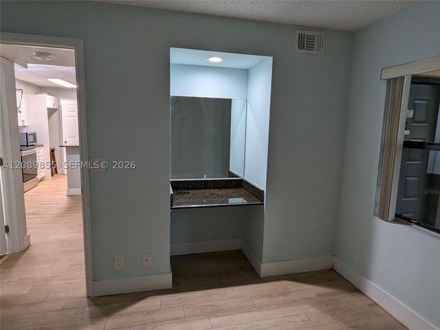 9999 Summerbreeze Dr 513, Sunrise, FL 33322