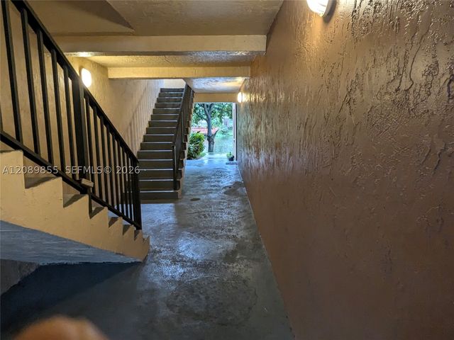 9999 Summerbreeze Dr 513, Sunrise, FL 33322
