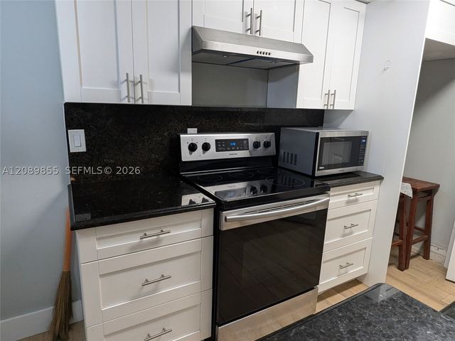 9999 Summerbreeze Dr 513, Sunrise, FL 33322