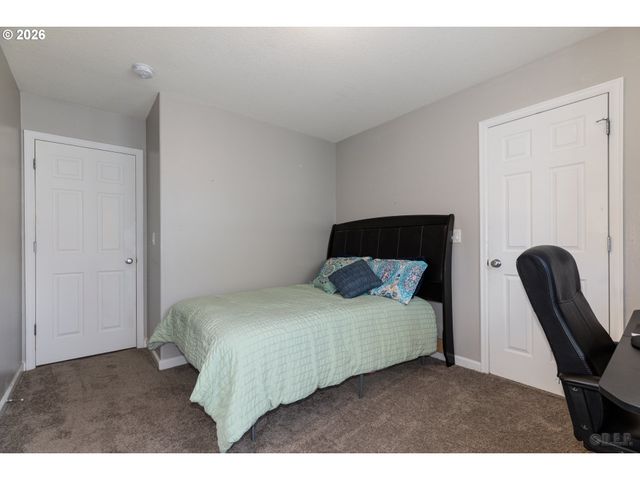 59600 BARR Ave, St Helens, OR 97051