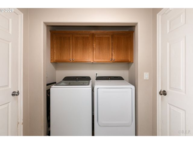 59600 BARR Ave, St Helens, OR 97051