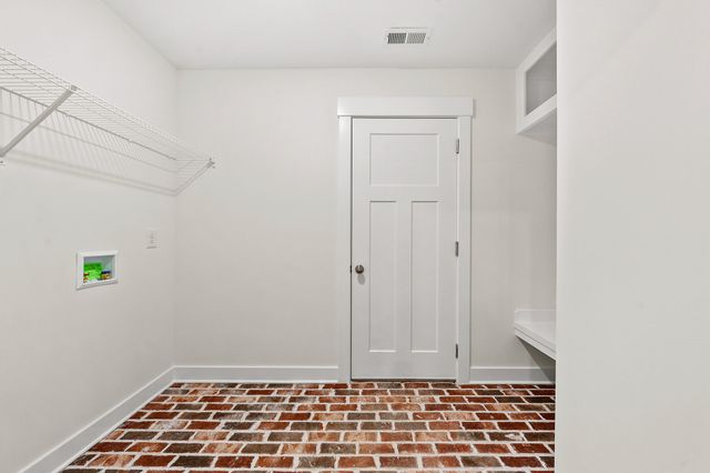 1620 Collins View Way, Clarksville, TN 37043