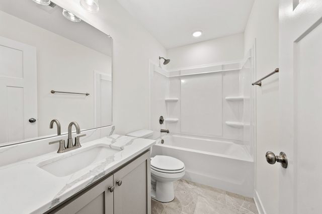 1620 Collins View Way, Clarksville, TN 37043