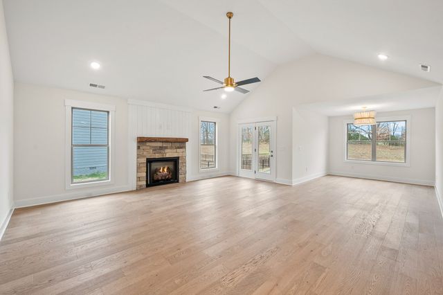 1620 Collins View Way, Clarksville, TN 37043