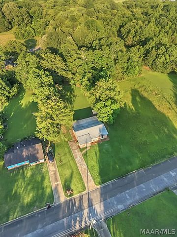 3363 E Brookwood ., Montgomery, AL 36116