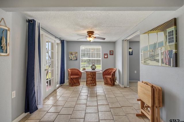 17414 Lakeview Dr, Flint, TX 75762