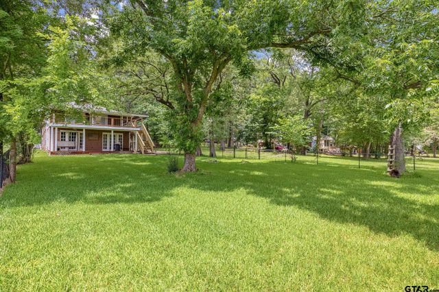17414 Lakeview Dr, Flint, TX 75762