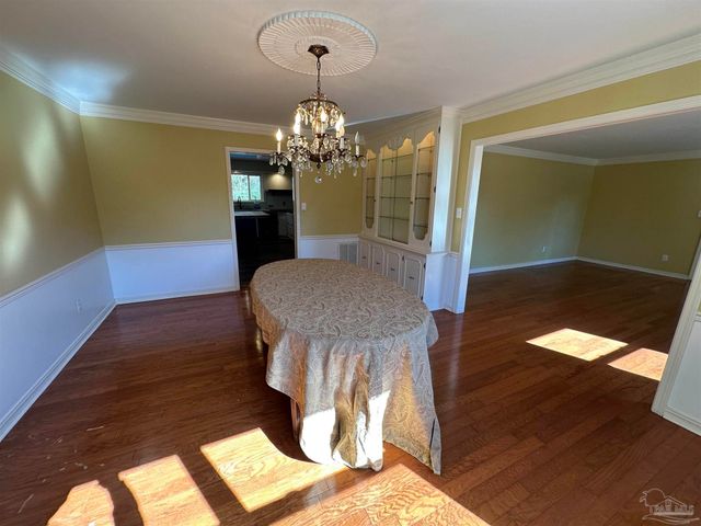 1280 Stow Ave, Pensacola, FL 32503