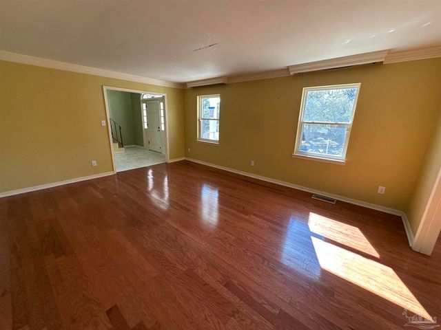 1280 Stow Ave, Pensacola, FL 32503