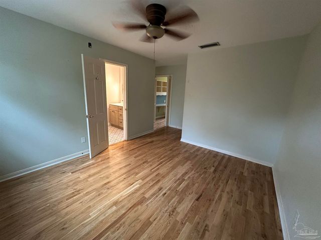 1280 Stow Ave, Pensacola, FL 32503