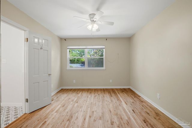 1280 Stow Ave, Pensacola, FL 32503