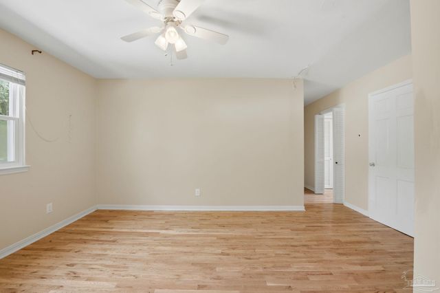 1280 Stow Ave, Pensacola, FL 32503