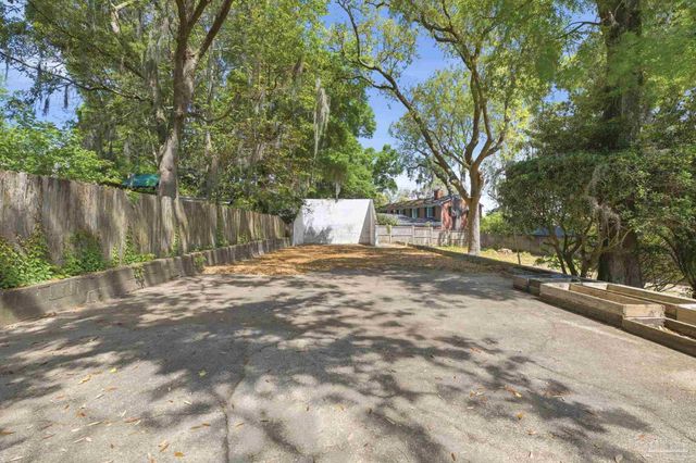 1280 Stow Ave, Pensacola, FL 32503