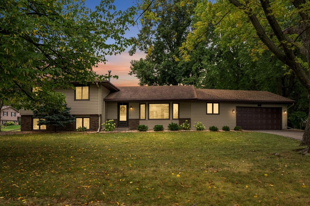 13014 Girard Avenue S, Burnsville, MN 55337 — exterior