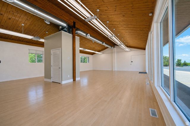 4301 S 300 W, Washington Terrace, UT 84405