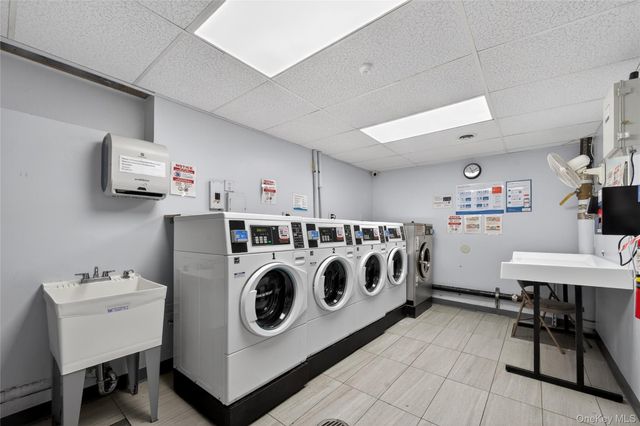 8385 116th Street 4L, Kew Gardens, NY 11418