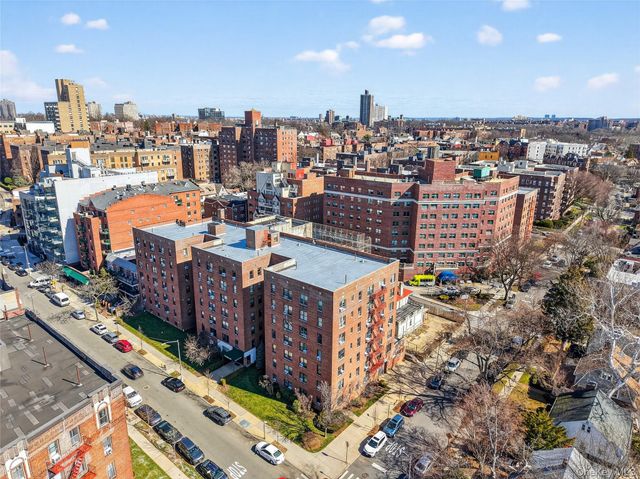 8385 116th Street 4L, Kew Gardens, NY 11418