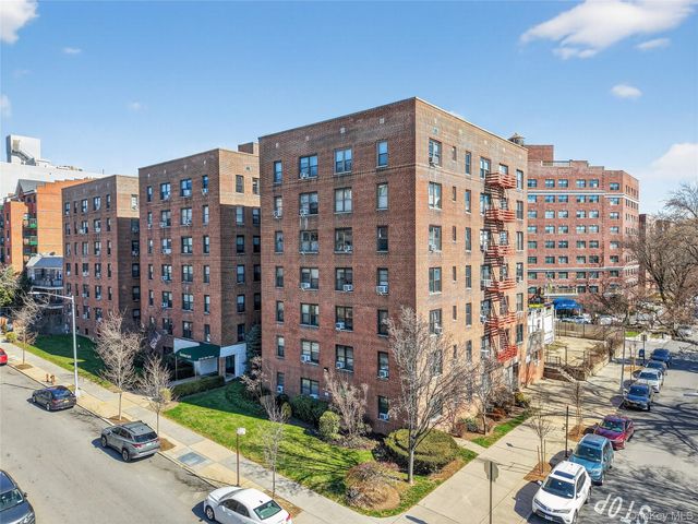 8385 116th Street 4L, Kew Gardens, NY 11418