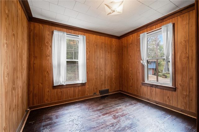 1019 Maple Ave, Monessen, PA 15062