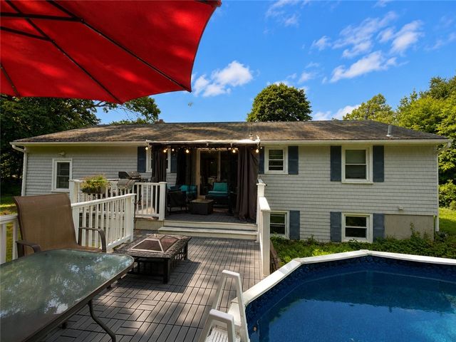 123 Wampanoag Road, Warwick, RI 02818