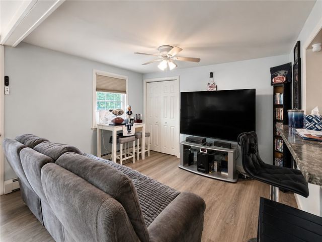 123 Wampanoag Road, Warwick, RI 02818