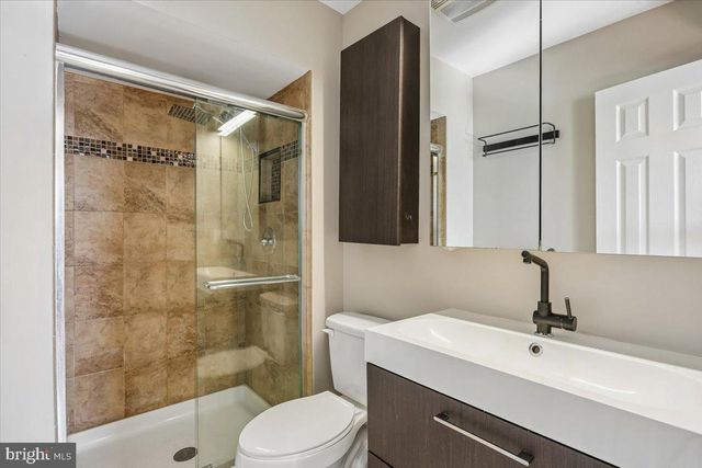 3 CINZANO CT, Gaithersburg, MD 20878