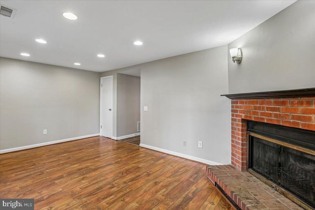 3 CINZANO CT, Gaithersburg, MD 20878