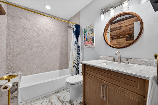 292 SUNLIT COVE DRIVE NE, St Petersburg, FL 33702