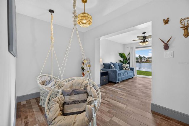 292 SUNLIT COVE DRIVE NE, St Petersburg, FL 33702