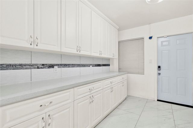 135 NW 121st St, North Miami, FL 33168