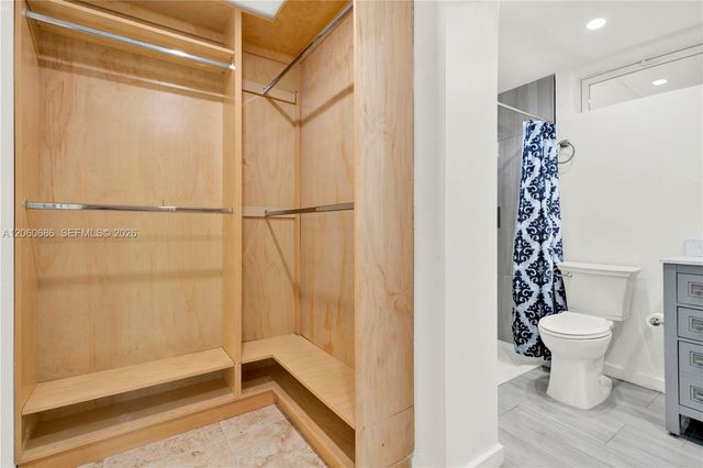 135 NW 121st St, North Miami, FL 33168