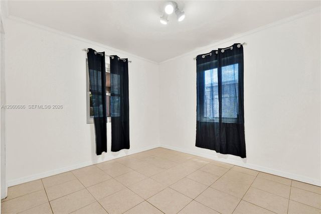 135 NW 121st St, North Miami, FL 33168
