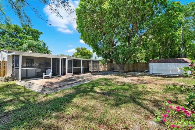 135 NW 121st St, North Miami, FL 33168