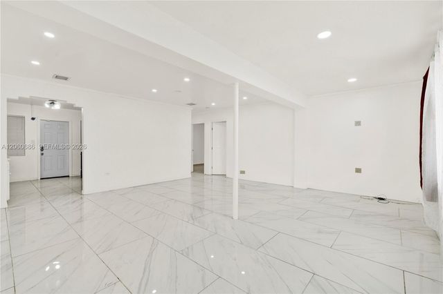 135 NW 121st St, North Miami, FL 33168