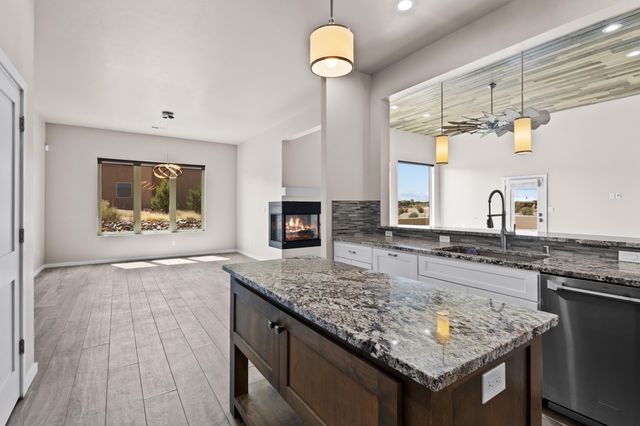 7 Aztec Court, Placitas, NM 87043