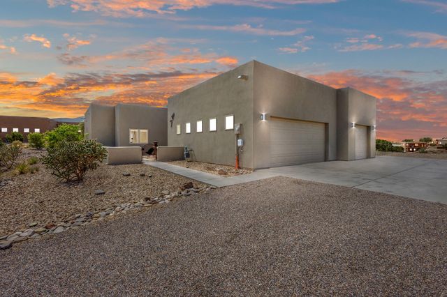 7 Aztec Court, Placitas, NM 87043