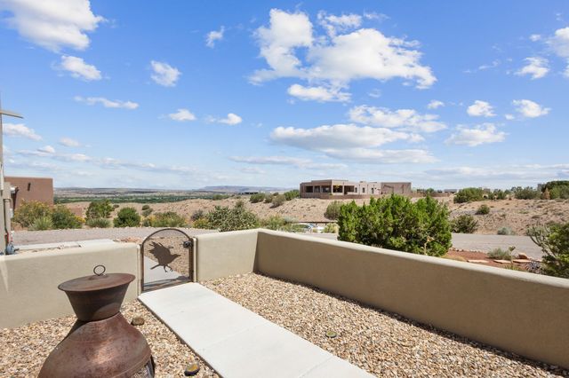 7 Aztec Court, Placitas, NM 87043