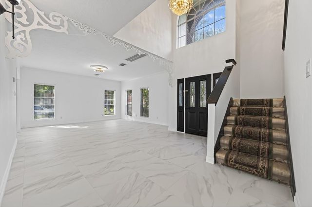 2431 Parkwood Lane Lane, Sugar Land, TX 77479