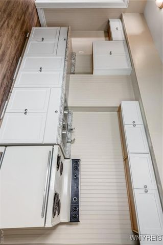 1906 Whitney Avenue, Niagara Falls, NY 14301