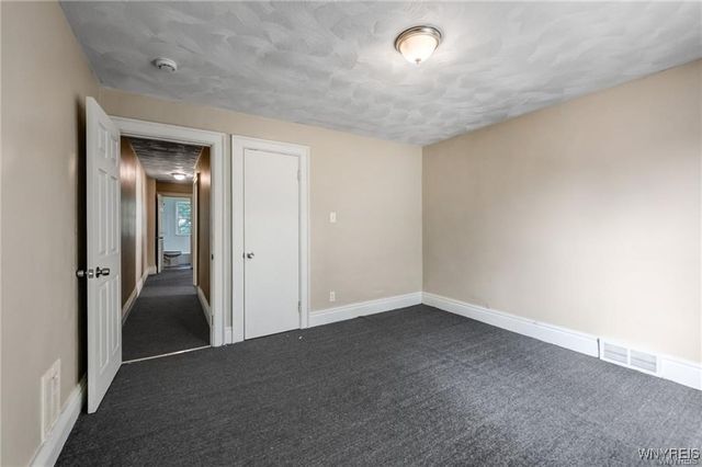 1906 Whitney Avenue, Niagara Falls, NY 14301