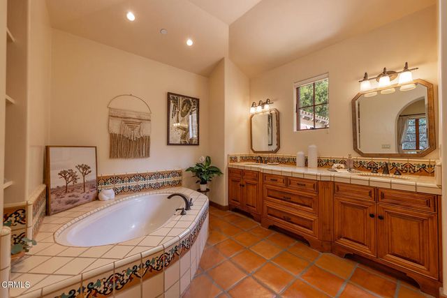 5180 Reeves Road, Ojai, CA 93023