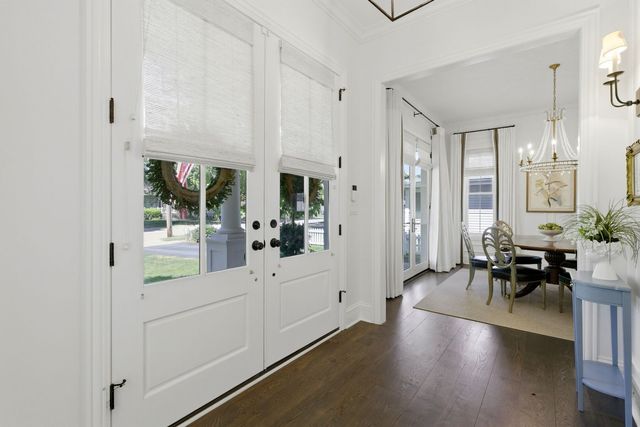 307 E Hillside Avenue, Barrington, IL 60010