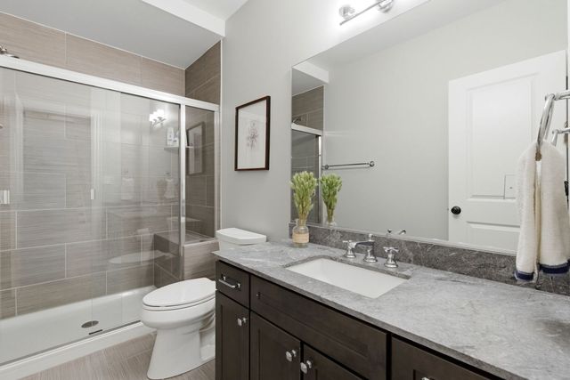307 E Hillside Avenue, Barrington, IL 60010