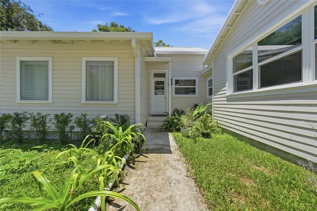 128 N LAKEVIEW DRIVE, Lake Helen, FL 32744