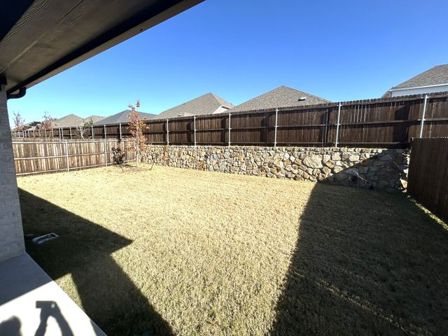 4913 Pebblewood Drive, Princeton, TX 75071