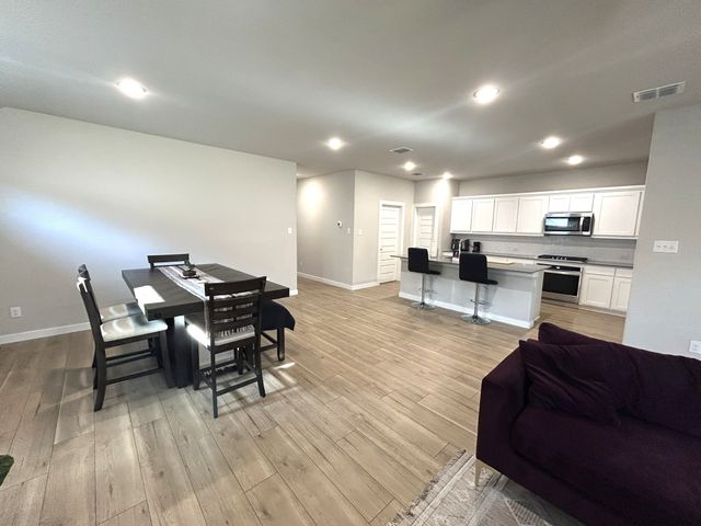 4913 Pebblewood Drive, Princeton, TX 75071