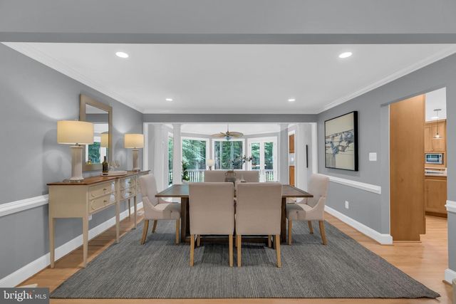 6811 BRIMSTONE LN, Fairfax Station, VA 22039