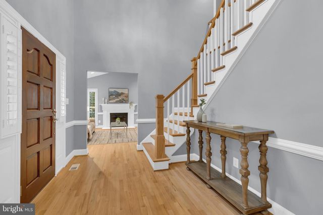 6811 BRIMSTONE LN, Fairfax Station, VA 22039