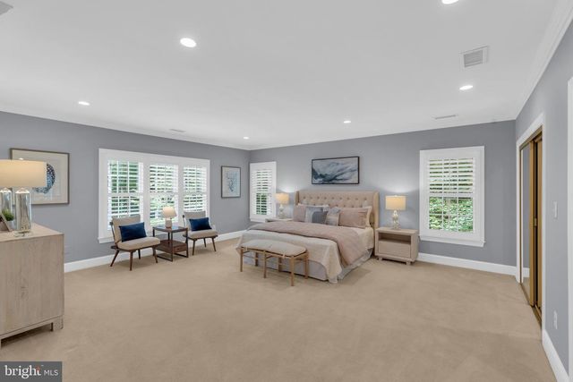 6811 BRIMSTONE LN, Fairfax Station, VA 22039
