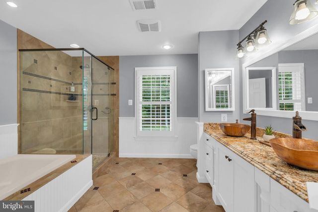 6811 BRIMSTONE LN, Fairfax Station, VA 22039